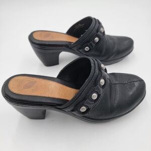 Nurture by Lamaze Size 6.5 Y2K Dory Leather Clogs Mule Silver Studs Rocker Chic